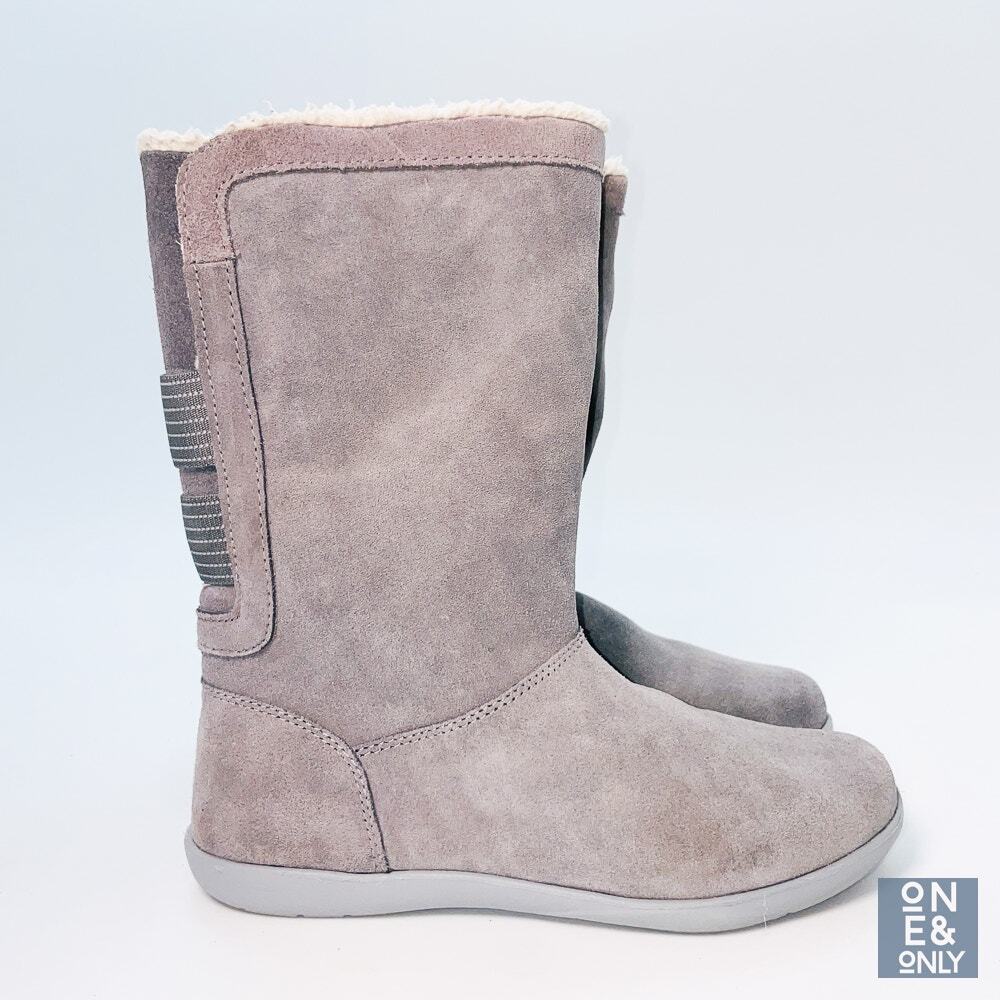 CROCS Adela Boots Womens 6W Tan Faux Fur Suede Snow Winter Outdoor Lightweight